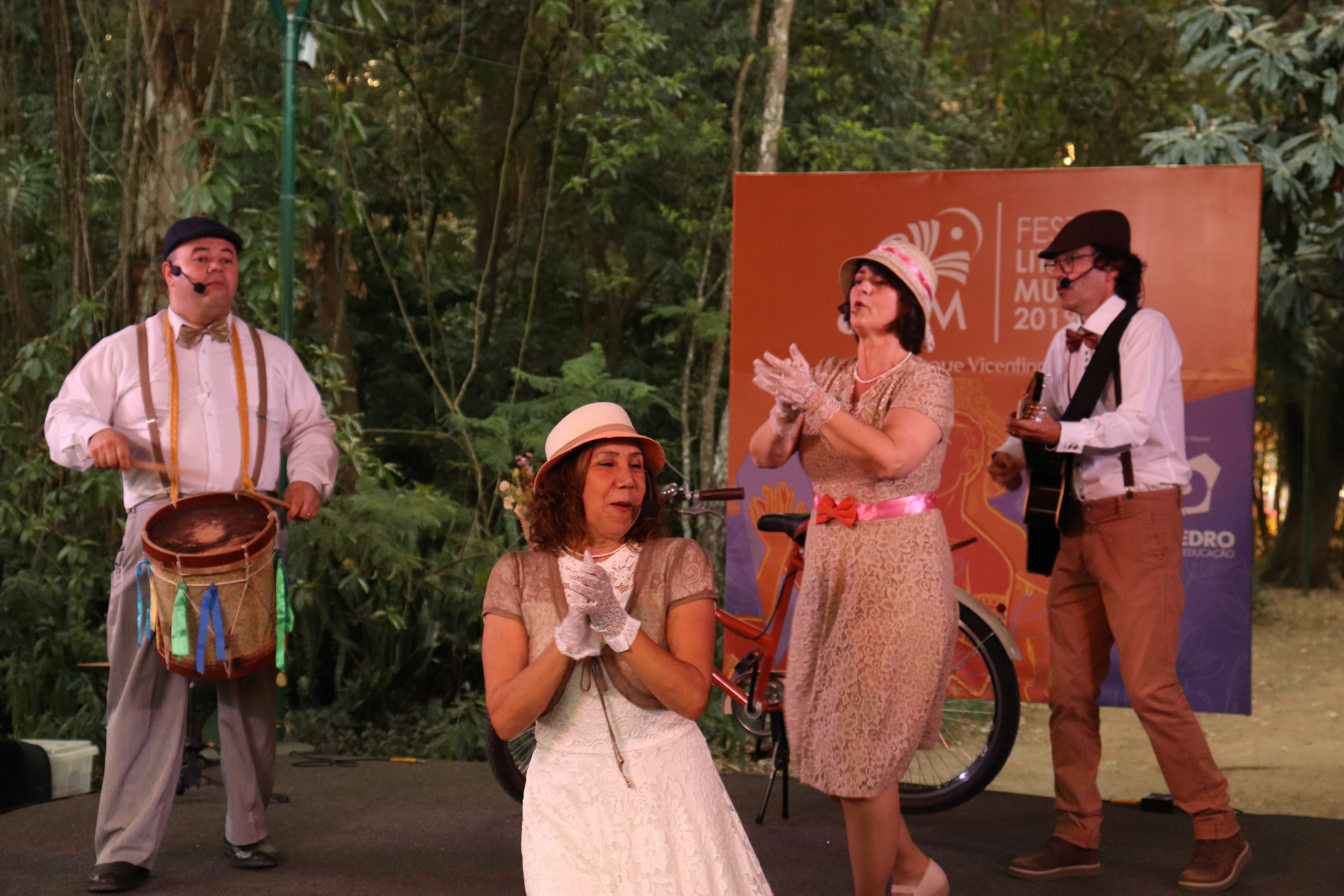 Imagem 5 do espetáculo Bicicleta Poeta